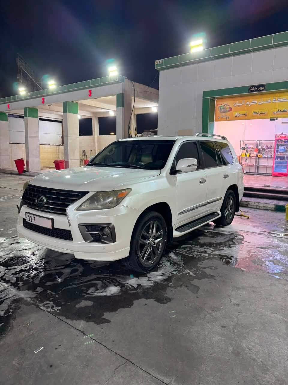 لكزس LX570 • ٢٠١٥ • فول مواصفات