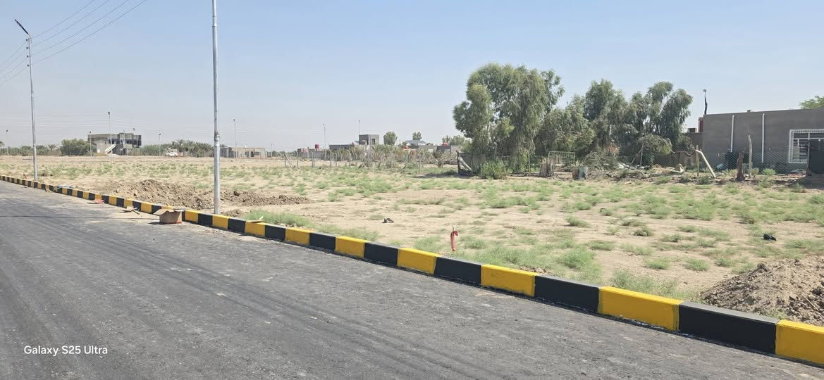 اخر 3 ألااف للبيع مناسبات كافه الخدمات اساله وكهرباء خطين ع طريق الدغارة ديوانية بل خمسة دونم ***********
