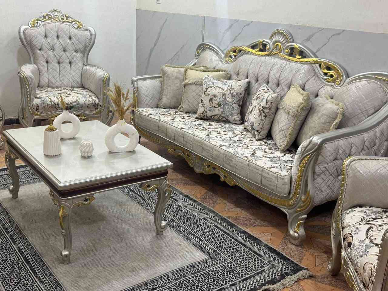 تخم زان تركي جستر ١٠ مقعد مع ميز وسطي نضافه فول اخو الجديد ولا غلطه***********
