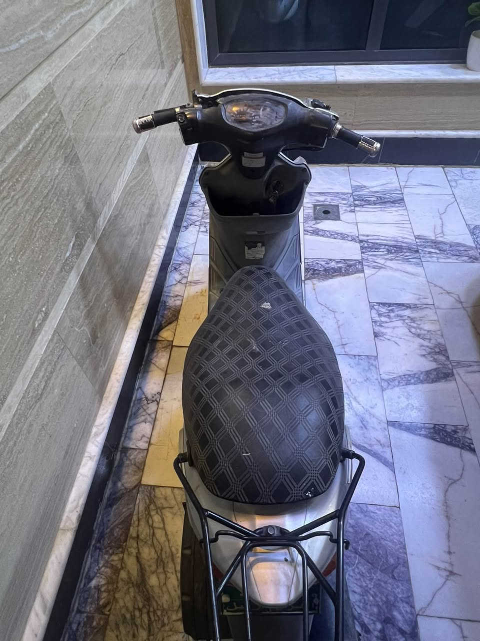 للبيع دراجه Suzuki 
مكينه ياباني اصلي 

السعر 400  
مكاني بغداد 
اي الاستفسار عن هذا رقم
***********
