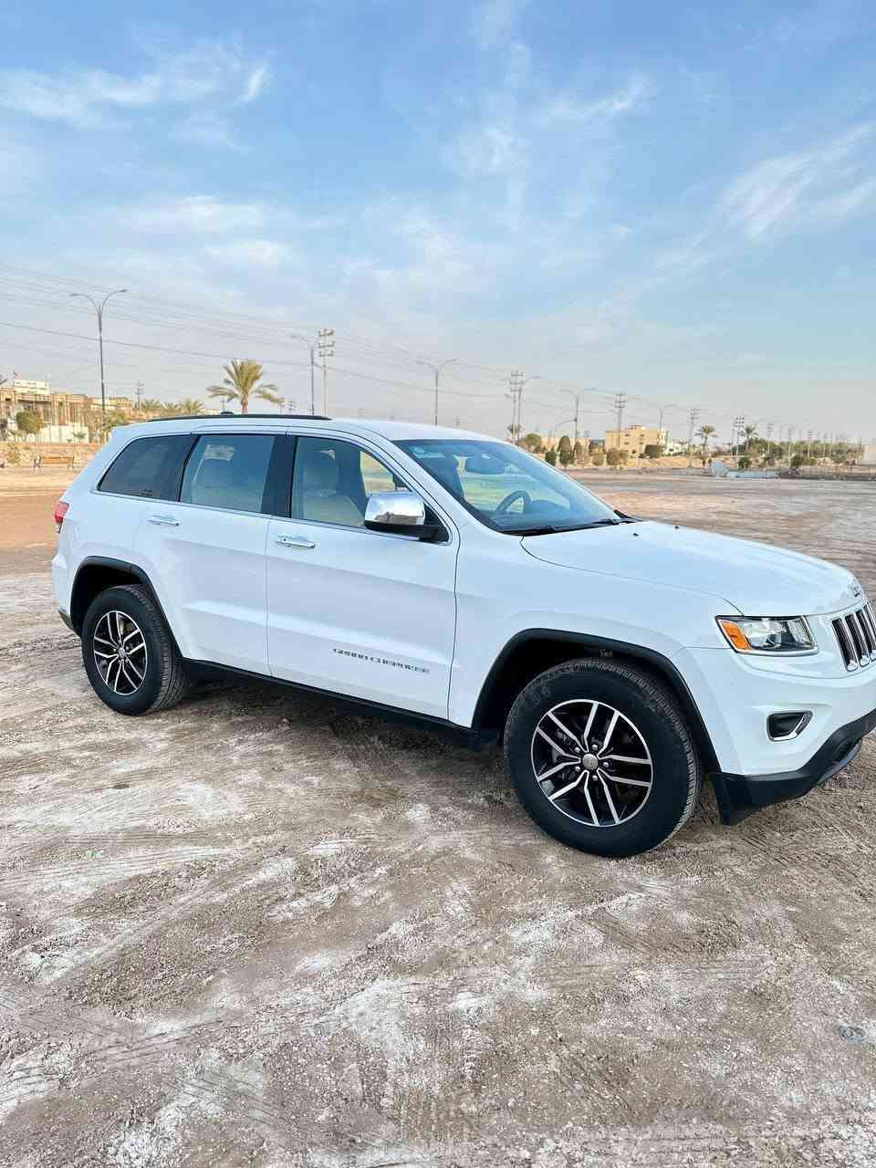 جيب لاريدو 2016 
كلين بدون ضرر 
بدون ايرباك 
رقم بغداد تحويل مباشر 
السعر 195 
للاستفسار ***********
