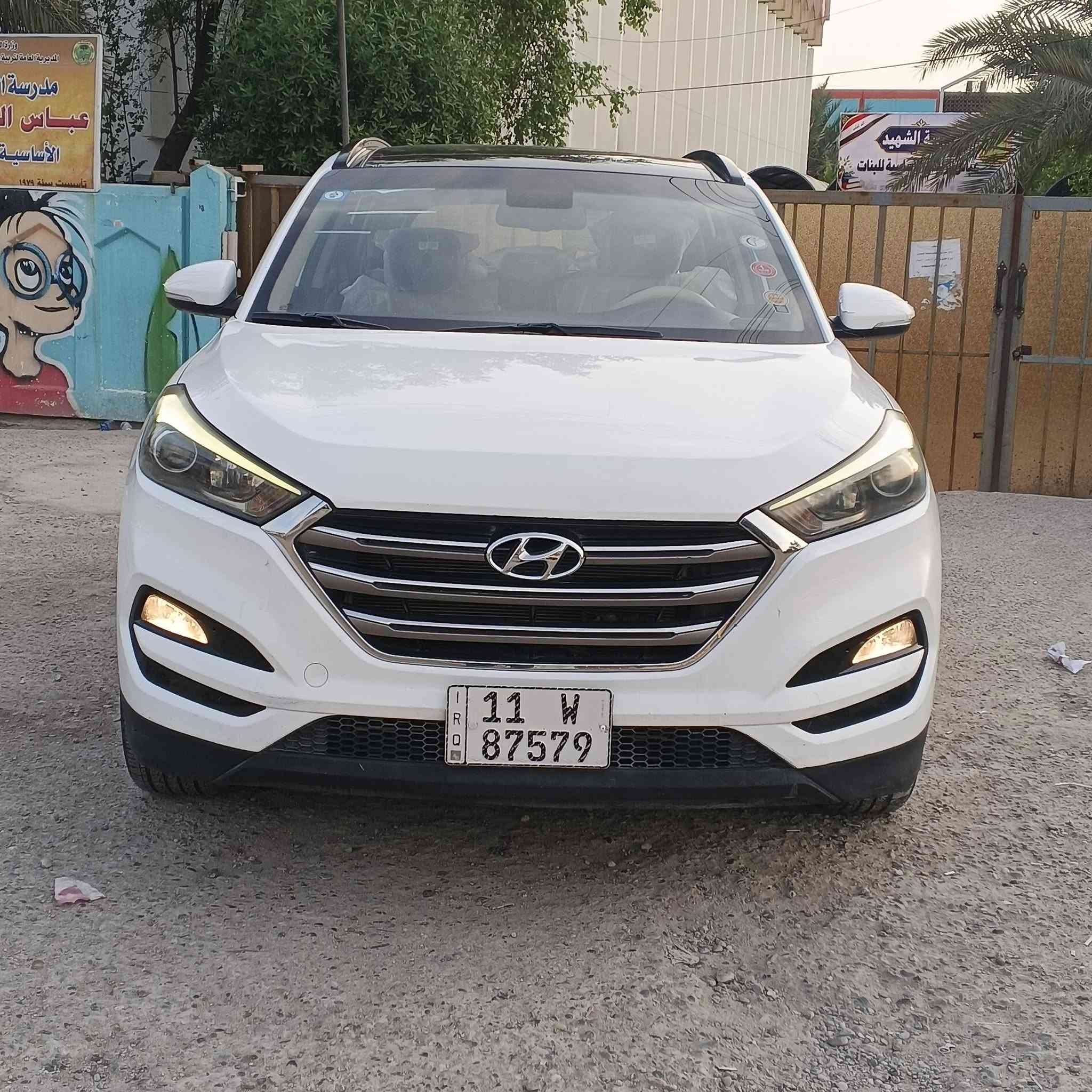توسان ٢٠١٦ • مكينة ٢٠٠٠ • دفع رباعي
