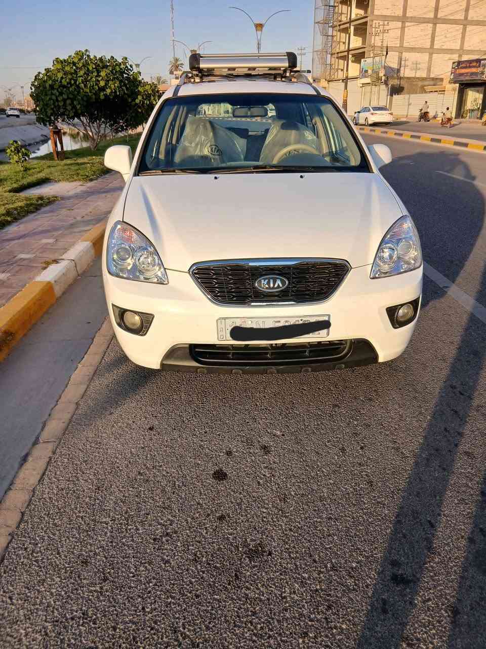 سلام عليكم كيا كارنز موديل ٢٠١١ الشركه العامه ٧ راكب محرك ٢٠٠٠ دوش رقم بغداد دولي بسمي بيه جاملغ امامي تبديل وجاملغ خلفي مصبوغ نص ودور بارد سياره جاهزه من جميع النواحي السعر ١١٥ مكان كربلاء موبايل ***********    ***********
