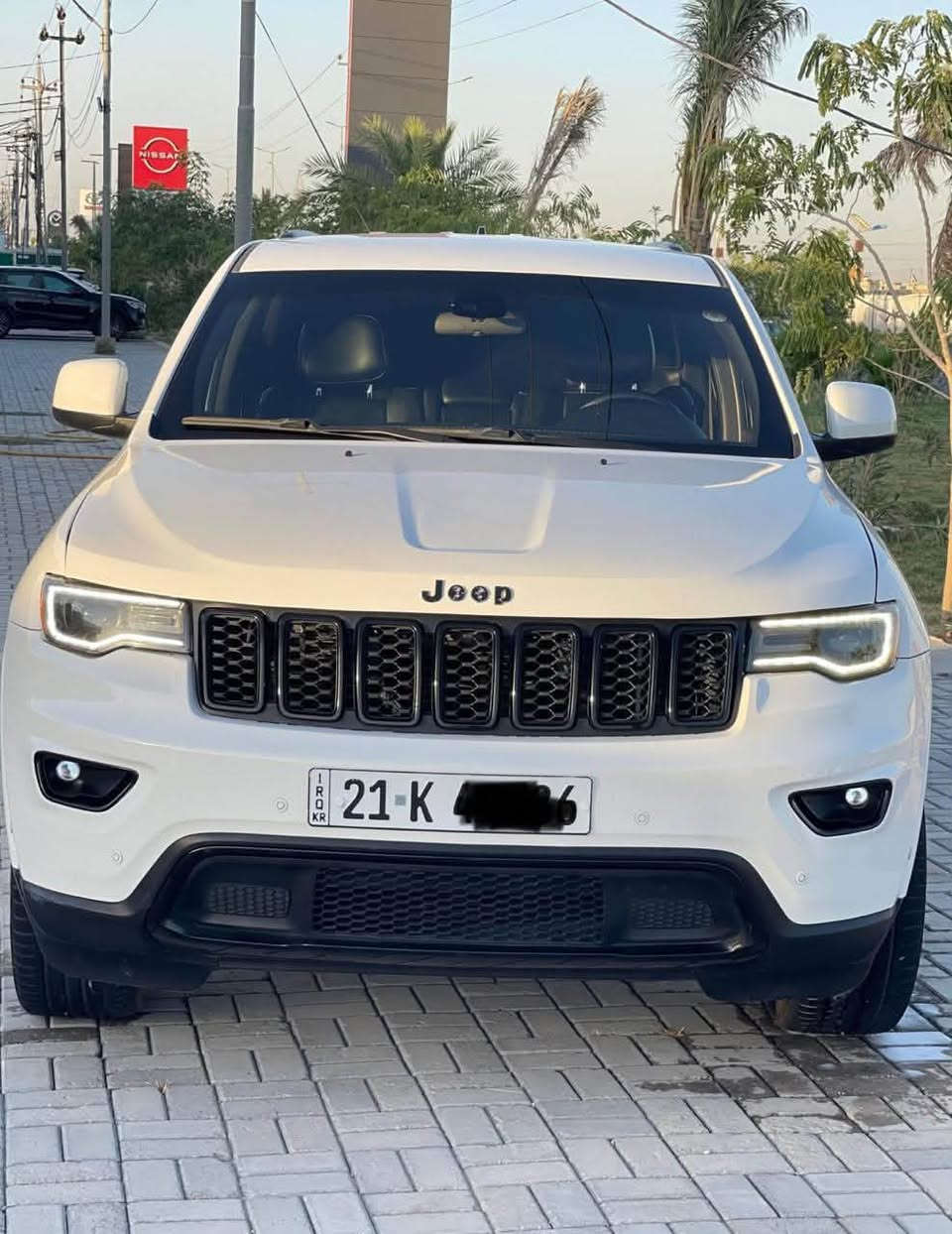 سلام عليكم. جيب 21  رقم سليمانيه بسمي
وارد امريكي حادثها جاملغ وبنيذ بدون ضرر شواصي

ومبدل بلادي

كير مكينه شرط برغي ممفتوح بيهم. وتبريد حداديه تخم تاير. كله جديد وشرط

ماشيه ٧٦ قابل للزياده

مواضفات بلاك توب 

سعرها ٢٦٠ 
 
اخوان رجاء السياره متعوب عليها وتجي واتشوف بعينك ميعجبك السعر على راسي بس. راجاء اعبر. منشور والله يرزقك. 

***********
