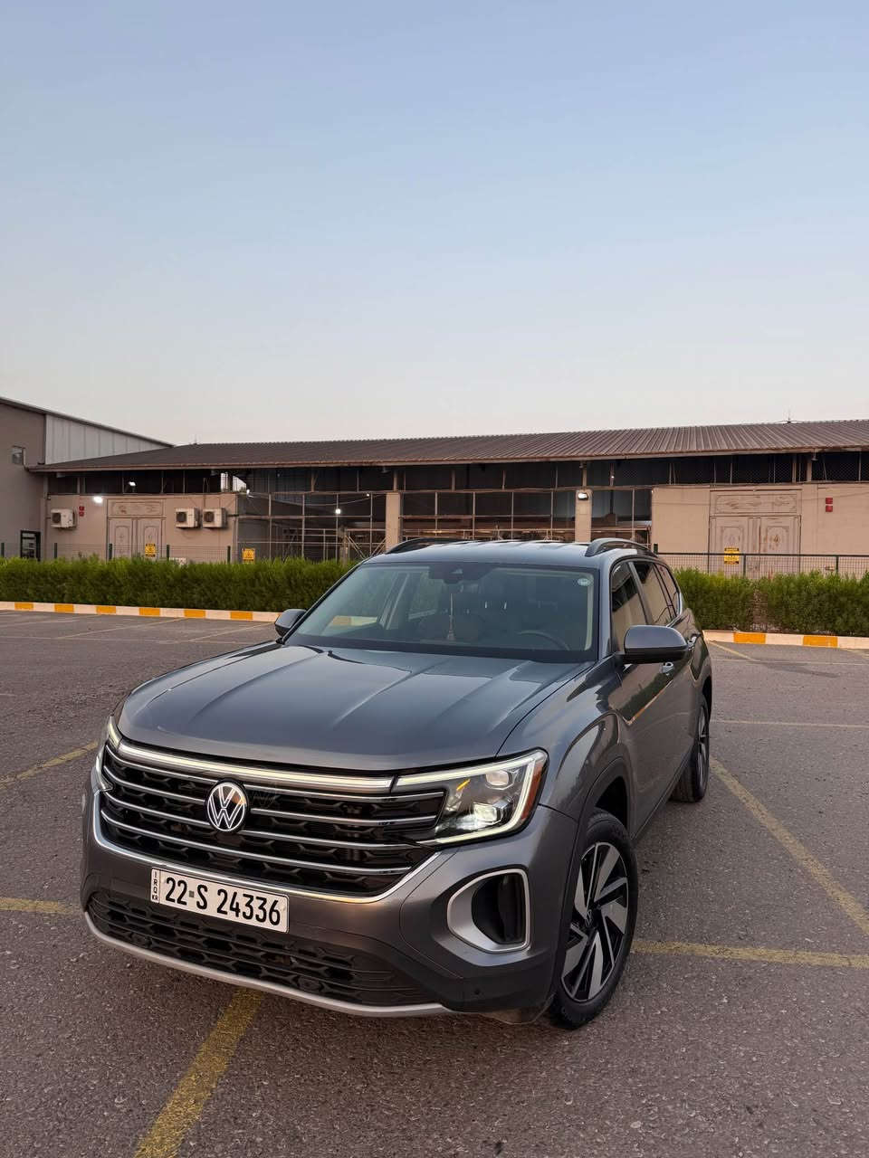 کوردی:volkswagen atals 2024
مواسەفات se 
فول فول مواسەفات تەنها پانۆراما و دەبل ئەکسل نیە 
نیو بۆنیت سبوغە و لەگەڵ دوو شوێن pdr بێ داخلی و بێ ئێرباگ
مەکینە و گێر و کارابایات هەمووی بەشەرت  
ماوەی رۆیشتنەکەی تەنها ٤٥ هەزار کیلۆمەتر رۆیشتوە
هەموو شتی بەشەرت
نرخی ٢٤٨$مەجال
رەقەم تەلەفۆن:0750160898

عربي: volkswagen atlas 2024 
مواصفاتse معروف 
فول مواصفات ما عدا دبل اكسل و بانوراما 
بنسبة سبغ نص بونيت و ٢ مكانpdr  
بدون دواخل بدون ارباك 
محرك و كير و كهربايات كلها بشرت 
بنسبة سعر:٢٤٨$ بيها مجال 
رقم تلفون:*********** أربيل, العراق
