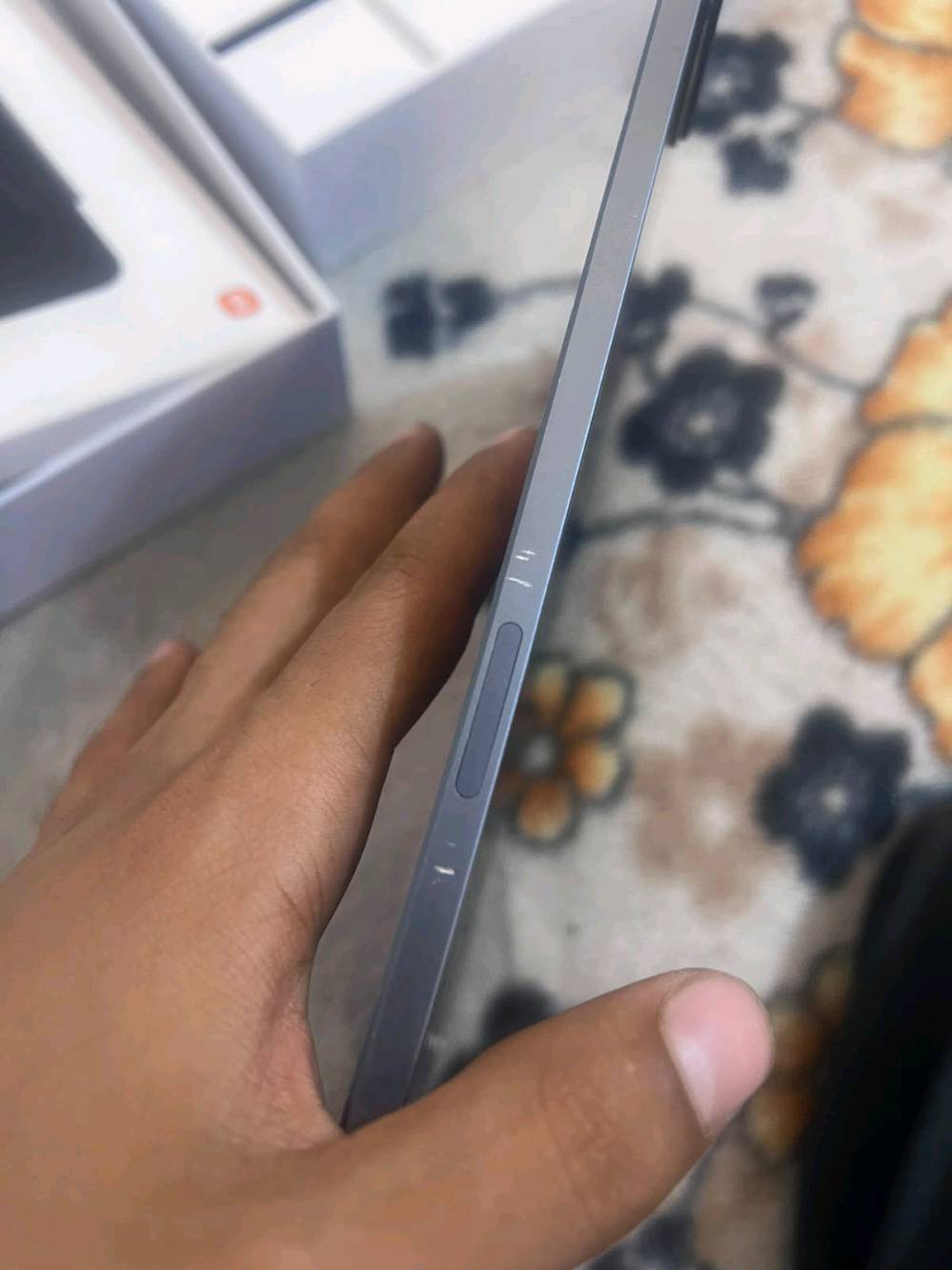 السلام عليكم شاومي باد 6s برو نضيف كلش  مواصفات الجهاز   شاشة حجم كبير 12.4 انج  معدل التحديث للشاشة 144Hz✨  دقة الشاشة ٣K 2032 × 3048 بكسل  معالج 2 Snapdragon 8 Gen 💓💯  سرعة الشحن : ١٢٠w ⚡️ ذاكرة تخزين كبيرة الحجم : 512GB 📂✨  رام : 12GB🔥❤‍🩹 الكاميرا الاساسية :  50MP 📷  الكاميرا الامامية : 32MP 📷  بطارية حجم كبير 10000mAh🔋✈️ أربع سماعات تدعم  Dolby Atmos و Dolby Vision 🔊  بصمة جانبية وبصمة وجه😍  السعر : 560 فقط🤍💫  +هديه حافضه مغناطيس♥️ يوجد توصيل