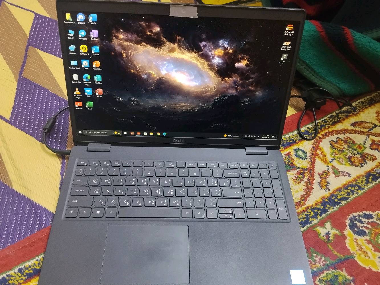 لابتوب Dell
نظام: windows 10 pro
المعالج: intel core i5
الجيل الحادي عشر
كارت شاشة داخلي 
مساحة: 246GB ssd
الرام: 8GB
لابتوب نظيف
شلون حالة البطارية حالياً؟ تقريباً كم ساعة تصمد ويا الاستخدام العادي؟: 
بطاريتها ممتازة 
أكو أي خدوش، كسر، أو مشاكل بالشاشة/الهيكل/الكيبورد؟ وإذا أكو شي تعبان ياريت توضحه.: 
لابتوب جديد ونظيف 
السعة المكتوبة 246GB SSD، هي فعلياً 256GB لو شنو بالضبط؟ وهل الجهاز يشتغل بشكل سلس بدون تهنيگ؟: 
السعة ssd وبمساحة 246GB
الجهاز يعمل بشكل سلس
وين موقعك بالضبط داخل العراق؟ وهل أكو توصيل أو استلام يد بيد، وشنو السعر النهائي وقابل للتفاوض لو لا؟: 
ذي قار، قضاء سوق الشيوخ 