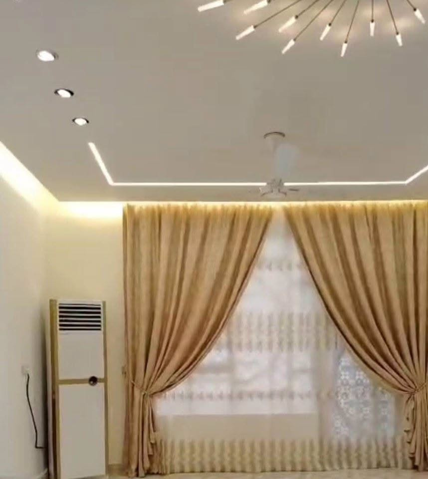 للبيع بيت طابو صرف ٢٠٠ متر طابقين الشريط حي ميسان منطقة ٧٦ موقع مميز شارع ١٥ متر مفتوح على شارعين 25 متر تفاصيل البناء اساس صب والباقي صب وشلمان يحوي على ٦ غرف نوم وصالة عدد ٢ ومطبخ عدد ٢ حار وبارد واستقبال وصحيات عدد ٤ الأرضية بورسلين هندي وسقوف ثانوي وديكورات حديثة سعر ٢٩٠ مليون وبي مجال للاستفسار اتصل ***********
