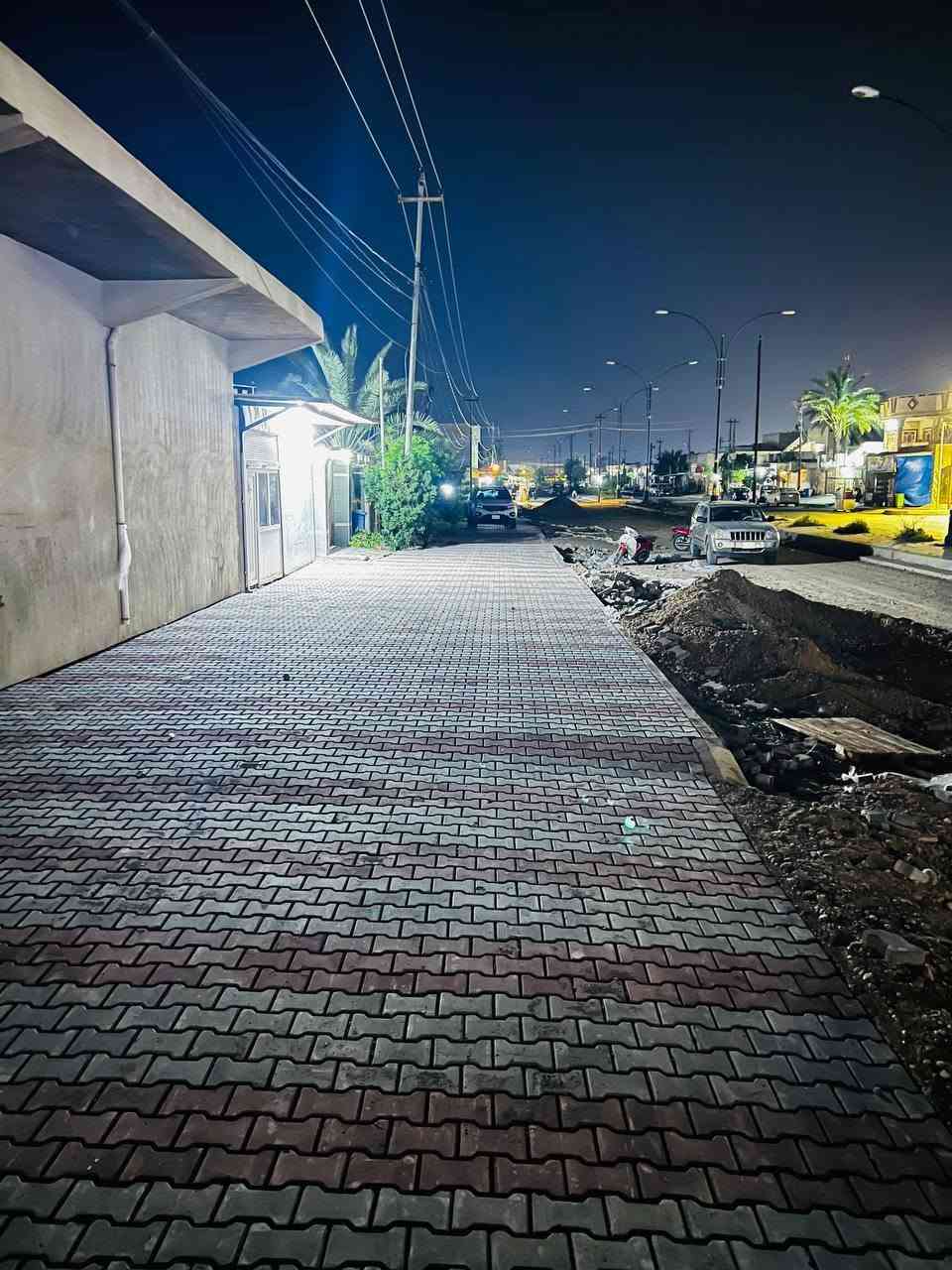 يوجد كادر لعمل انواع المقرنص باشكاله الهندسيه
سوى كانت كميات كبيره كالشوارع وغيرها🛣
او المنازل بكميات صغيره 🏢🏠
للاستفسار الاتصال على الرقم او الواتساب 
***********
