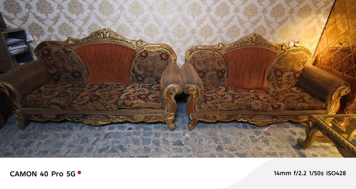 سلام عليكم
 تخم للبيع نضيف كلشي مابي سعر 300 بيمجال قليل للفتفسار *********** واتساب
