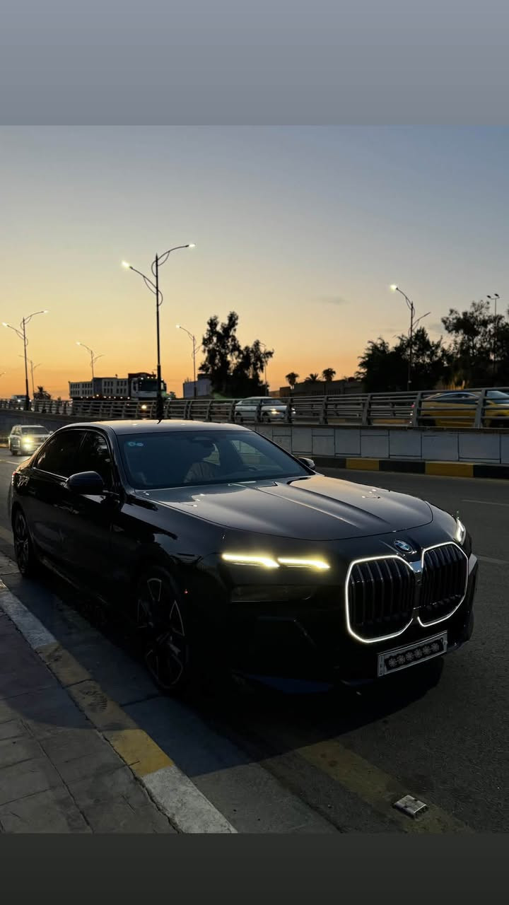للبيع او المراوس BMW 2024 760 كلين 
حجم 760 امريكي كلين تايتل كفاله عامه 
ماشيه 13mi مغلفه PPF فول سقف روز 
رقم بغداد موقعها بغداد .... 🍂✨ 

المواصفات فول 1/1 
سقف روز رايز 
تاير خلفي يفتر 
داتا شو + كامرا دشبول 
عدد كامرات 5 
مقاعد جلد احمر واسود 
كراسي كهرباء وتدفئه تبريد 
بيبان شفط 
بيبان خلفيه شاشات 
جنطه شفط كهرباء 
تشغيل عن بعد 
اضائه داخليه مع السقف 64 لون 
خزن ميموري تحكمات لمس 
شفتات ستيرن ودخول ذكي وترحيب
رادارات + نقطه توقف ذاتي 
شاحن هاتف لاسلكي الى اخر 
-----------------------------------------
الجناي نقد او مراوس يتوصل ويايه موقع بغداد 
الهاتف : ***********
