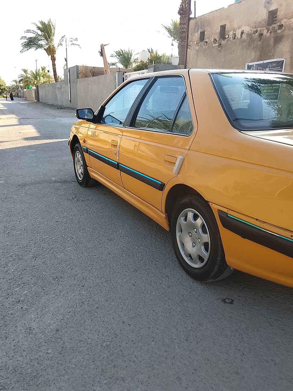 بيجو بارص 2015 بدون صبغ بدون ضربه بسمي تحويل شوكت ميعجبك مصفره هيئه وغرامات  مكينه جديده صدرها جديد تبريد شغال تخم تاير السعر 35 الرقم *********** المكان بغداد فلكت المدائن
