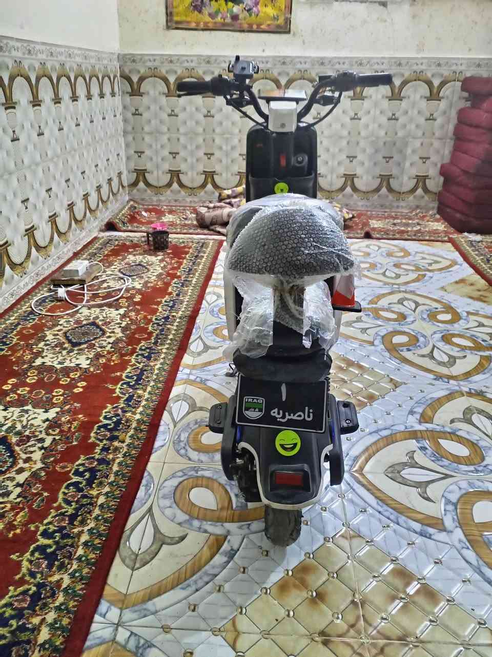 السلام عليكم دراجه ار 9  للبيع شغاله نظيفه ما مستخدمه خليل مستخدمه السعر 275 بها مجال المكان ناصريه قضاء الغراف ***********
