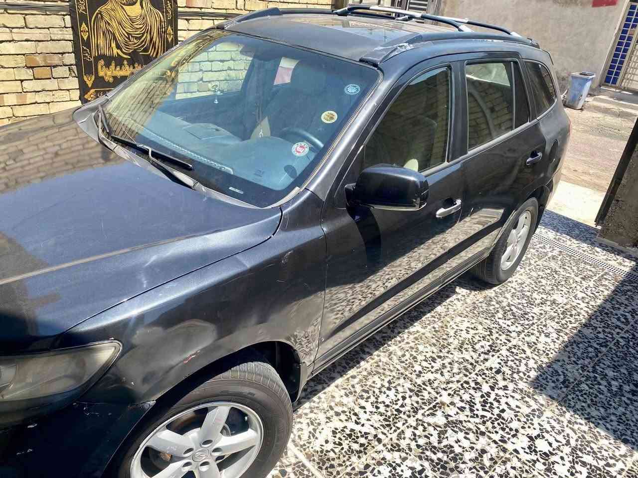 ادوات ادوات ادوات سنتافي 2009 خليجي فول مواصفات واحد على واحد محرك 6سلندر حجم 2700 بانزين كير ومحرك كفاله جاهزة رقم وسنويه شمالي تخم تاير باتري جديد تبريد 3قطع دواخل بيجي 7راكب فتحه وتحكم ستيرن  السعر 42 وبي مجال رقم صاحب السياره *********** ابو عباس
