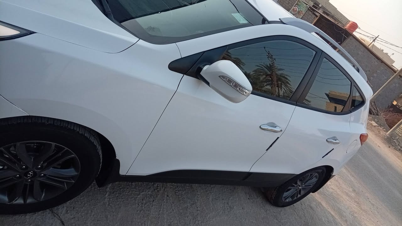 توسان 15 خلجيه بيها نص جاملغ صبغ فقط كير مكينه حداديه تخم تاير تبريد كفاله سياره رقم بغداد تحويل مباشر السعر 140اوبيها مجال بسيط مكان سياره حله أو هاذا رقمي ***********
