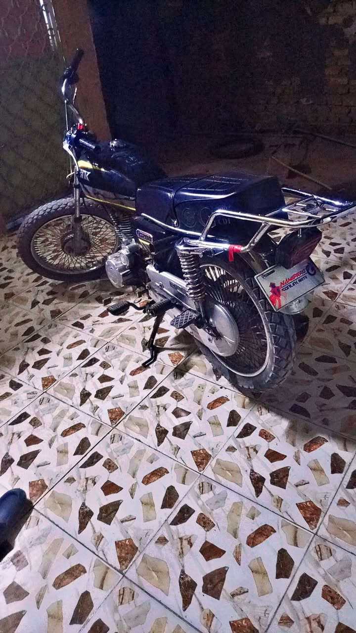 سلام عليكم دراجة للبيع سونك معمره مكينه زيرو نقص بس كهربائيات الشراي راسلني عل واتساب ***********
