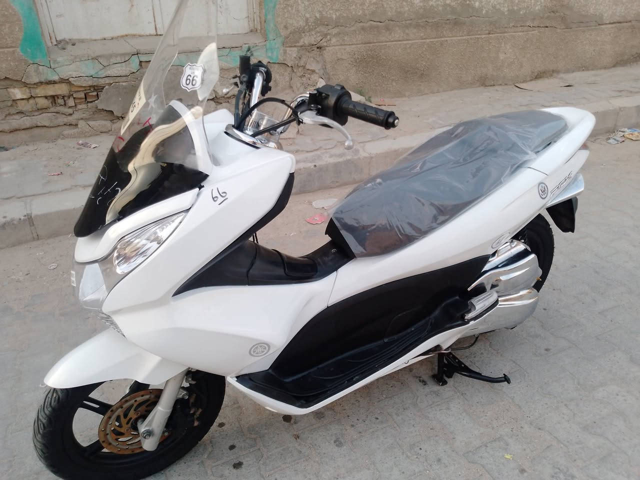 PCX • جيل اول • ابيض
