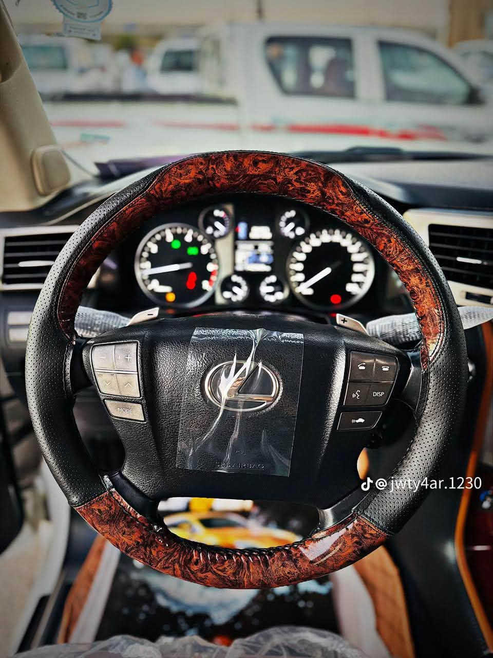 2015
Lexus
مواصفات بريمي داخل قرميدي
السياره مكفوله كفاله عامه
رقم اربيل شرط تحويل او وكاله
الاستفسار 
***********
