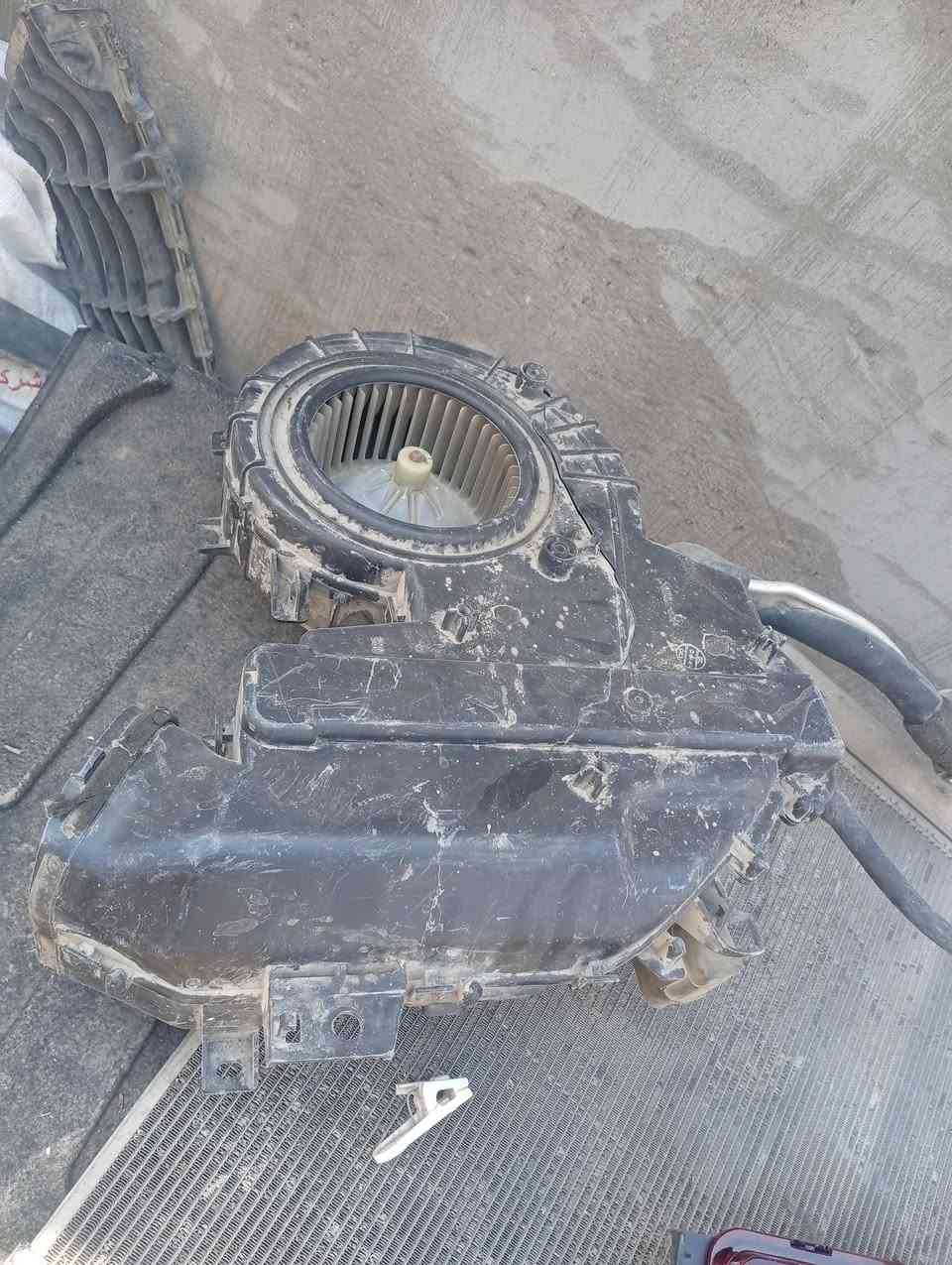راديتر فورجنل وبكلايت فورجنل فإن تبريد وال بل صوره الخيره ماعرف بيه ماليش لبيع السعر خاص ***********
