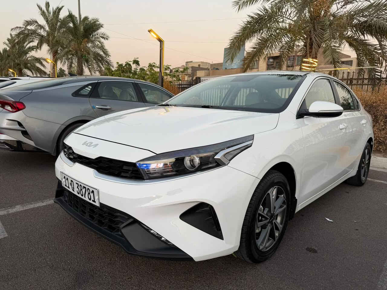 سيراتو 2024
سيراتو للبيع موديل 2024 رقم بغداد بأسمي ماشية 30 الف كيلو متر
مواصفات فتحة قطعتين تبريد داخل لونين خمسة ويل كب مري شفط كهرباء شاشة كاميرا
بدون صبغ وبدون تبديل بيها بارد بلباب الايمن الامامي
فقط
مكاني بغداد / الكرخ
للاستفسار الاتصال ***********
