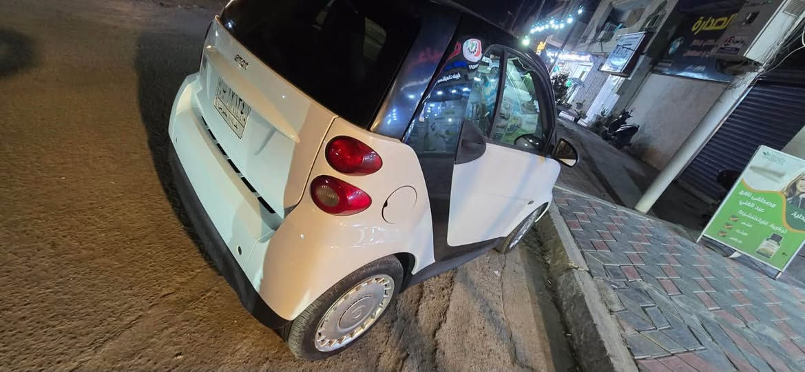 سمارت
٢٠١٣
باسمي
ماشيه ٢٥ الف ميل
تبريد
كير
محرك
كله مكفول
حادث بيه وطاك الاير باك
حادثها موضح بالصوره
السعر ٧٥ ورقه وبيها مجال
الهزه وتبديل الرقم علمشتري
غرامات عليه
***********

