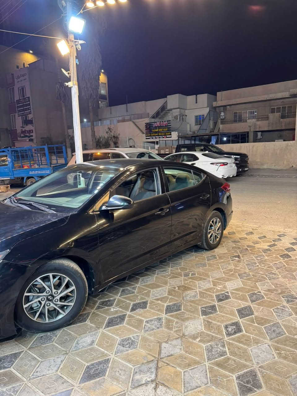 سلام عليكم للبيع فقط بدون مراوس
النترا 2019 

وارد امريكي نص مواصفات 

رقمها اربيل الجديد هزه ورقم جديدات 

بيها ملاحظات ناشر صورهن 

السياره كير مكينه مكفولات 

حادثها بنيد فقط 

ماشيه 124 الف 

حداديه جديده 

تبريدها قبل فترة اشتغلت بي الفريز وهسة رجع يفصل عندي

عاد الي يشتريها ياخذها على وضعها

مكانها سيديه او زيونه

***********

سعرها مناسب خابرني وبيك خير وتدلل
