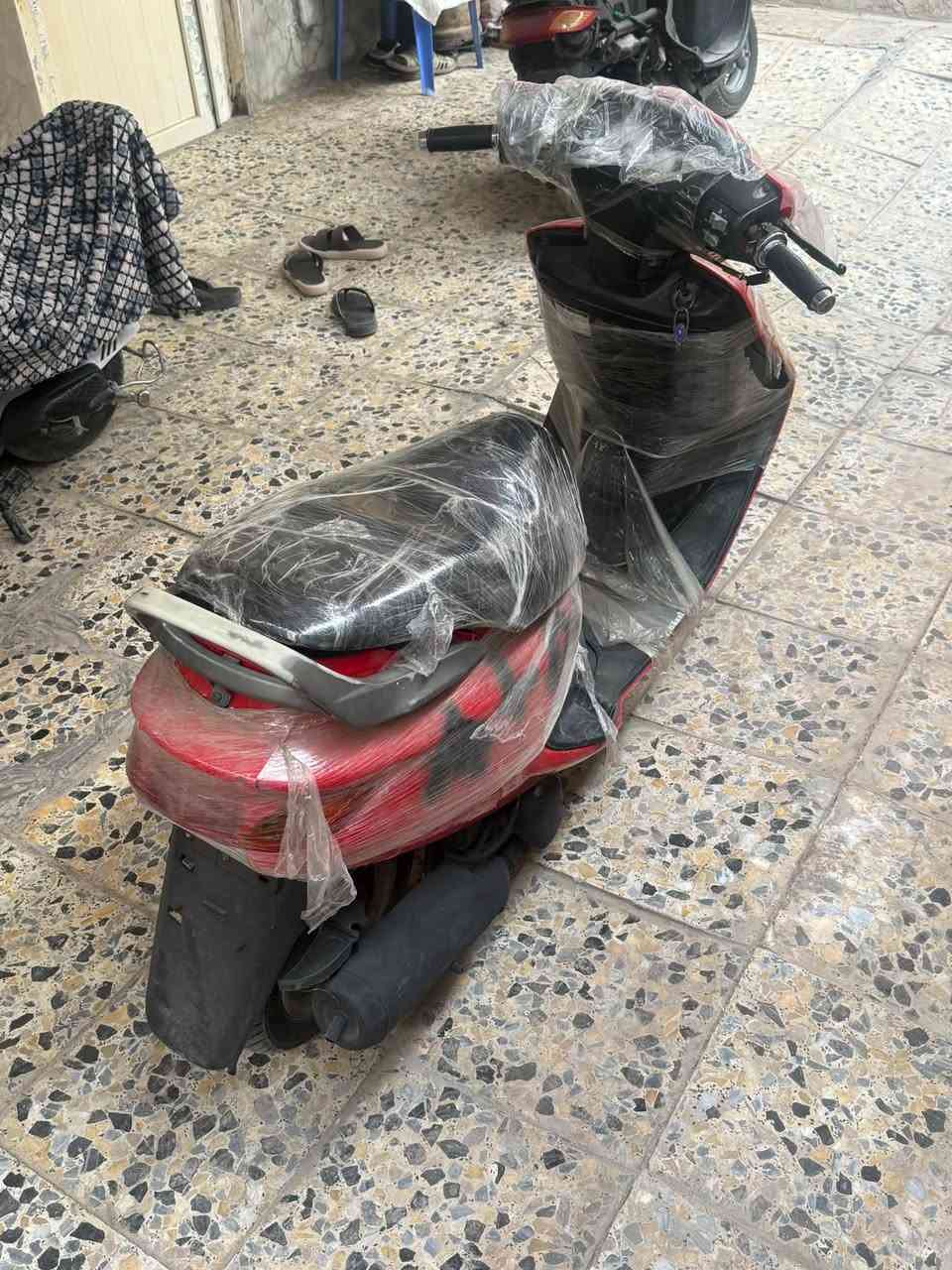 فراشه • نثيه • ٢٠٠٢