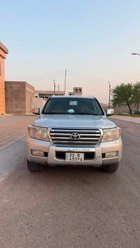 موديل 8 مكفوله كير محرك تبريد حداده خير من الله  السيارة بحالة الوكالة...