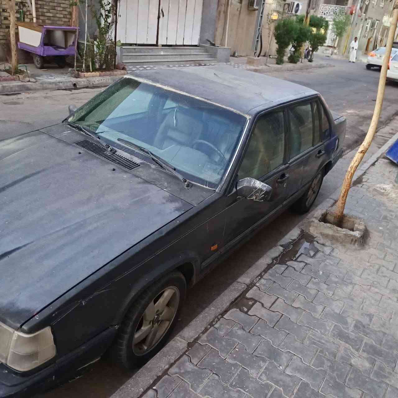 افالفو 940 موديل 1992 محور مكينة ونجي تبريد شغال عايزة فقط طابوكة محرك السعر 30 الرقم ***********
