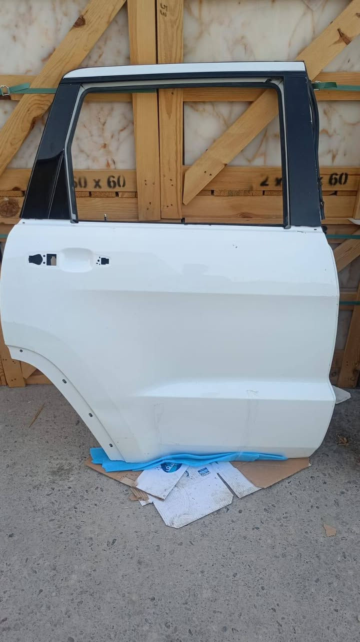 اربيل • اغراض سيارات • بيبان