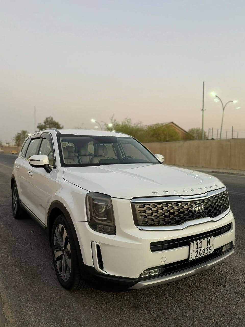 السلام عليكم اخواان // بيع فقط ✅
السعرر 239 ورقه قابل لتفاوض 🙏🏻

كيا تلورايد خليجي 2020 وكالة كيا الدوليه
رقم بغداد تحويل مباشر 
عداد المسافه : 119 الف km
حجم المحرك : 6 سلندر 3800 دوش 
المواصفات الاعتياديه // محرك كير مكفول
عليها ادامه كامله بدون نقص
السياره كفاله بيها مكانين بارد بسيط فقط

للاستفسار الاتصال *********** 📞
مهندس حسين 📍 كربلاء - حي الحسين
شركة_المتحدة_لمزادات_السيارات_الامريكيه
