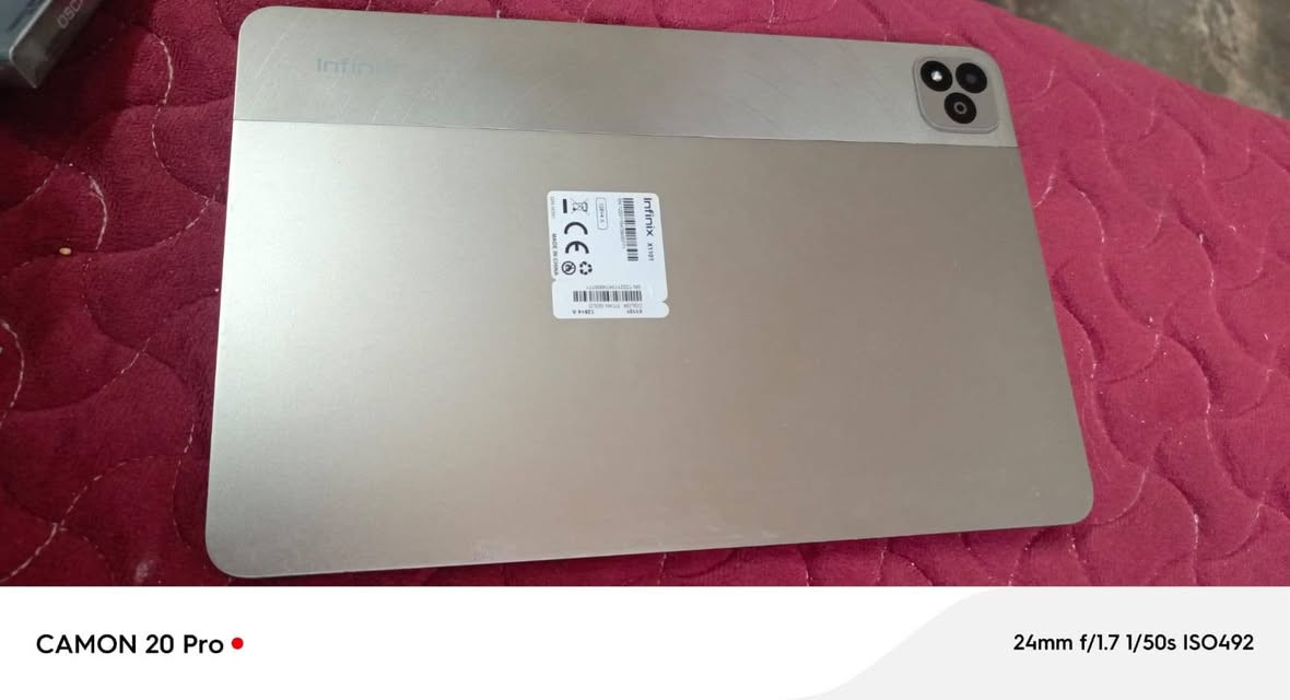 السلام عليكم  ببجي 60 فريم بلشحن 3 ايام 
​🔥 Infinix XPAD (X1101) 🔥
تابلت مميز بآداء قوي وسعر اقتصادي يناسب الألعاب والدراسة والترفيه! 📱✨
​📱 الشاشة والتركيب:
​الشاشة: مقاس 11 بوصة IPS LCD بدقة FHD+ (1200×1920) بتردد 90Hz لتجربة سلاسة ممتازة.
​التصميم: هيكل معدني أنيق ونحيف.
​⚙️ الأداء والعتاد:
​المعالج: MediaTek Helio G99 (6nm) أداء قوي وثابت مع الألعاب والتطبيقات.
​الذاكرة الداخلية: 128 جيجابايت.
​الرام (الذاكرة العشوائية): 4 جيجابايت أو 8 جيجابايت (مع إمكانية توسعة الرام افتراضياً).
​النظام: Android 14 أحدث نظام تشغيل مع واجهة XOS 14.
​🔋 البطارية والشحن:
​البطارية: سعة ضخمة 7000 mAh تدوم للعمل الطويل.
​الشحن: يدعم الشحن السريع بقدرة 18W عبر منفذ Type-C
ب200 وبي مجال لشراي حك جيه مكاني عوينات تكريت 
***********
