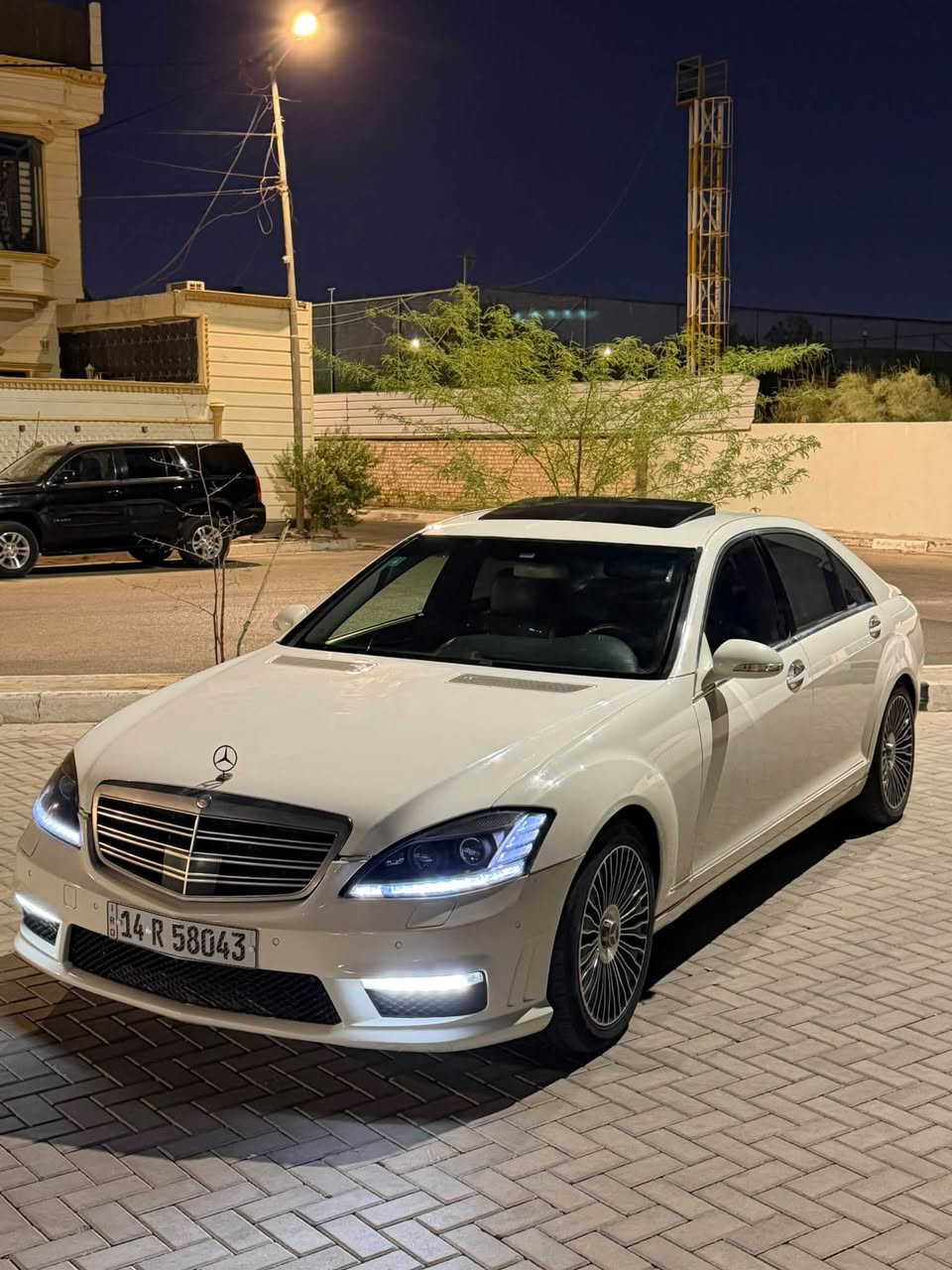 مارسدس 2006 s550 sclass وارد ياباني للبيع او المراوسه بيه قطعتين صبغ جاملغ امامي وباب ماشيه 227 الف كيلو للأستفسار ***********
