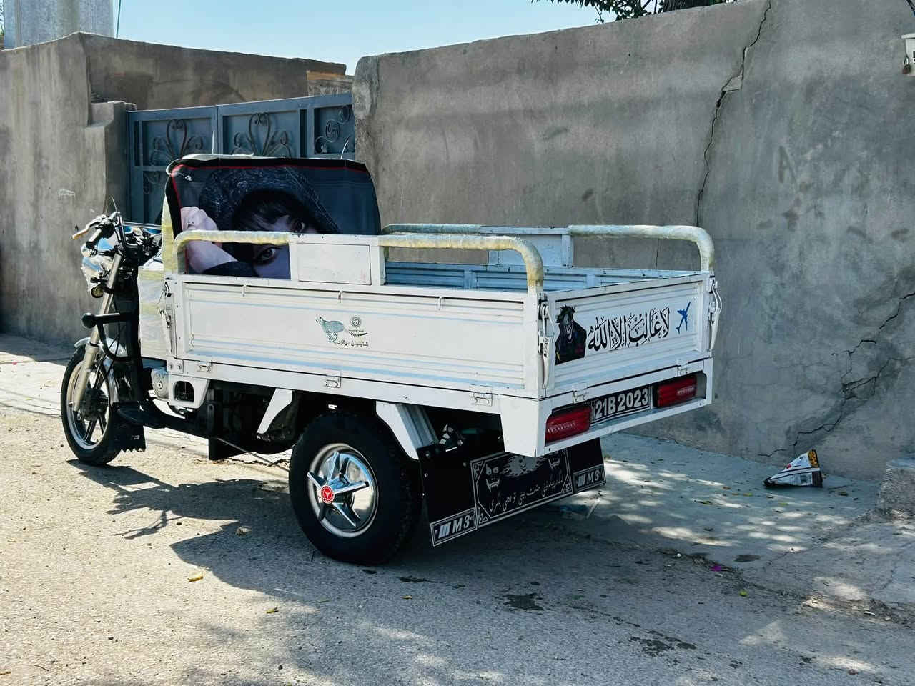 سلام عليكم ستوته البيع ام طير فحل موديل 22 مكينه 24 برغي مامفتوح كهربائيات كلها شغال جسمها كلها مكفول سعر 1600 بي مجال حك الجيه مكاني ديالى جلولاء ***********
