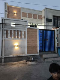 100 متر بناء جديد نهايه حيور استفسار 07711693903
