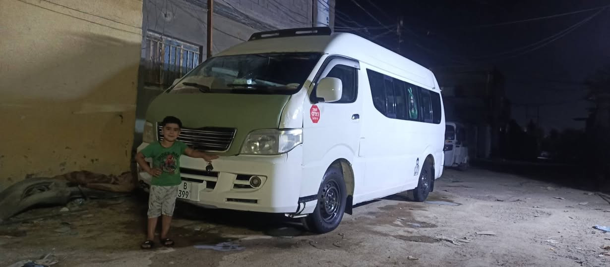 2013
مكينه ففتي 3000
گير عادي  
أكسل نيسان باترول 
تبريد شغال الكمبريسر بي ضعف 
كهربائيات كلهه شغاله 
سنتر لك 
رقم انگليزي بغداد هزه جديده مصفره هيئة وضريبة وغرامات 
السياره بسمي 
مكانهه بغداد 
سعرها 80 وبيهه مجال قليل 
***********
