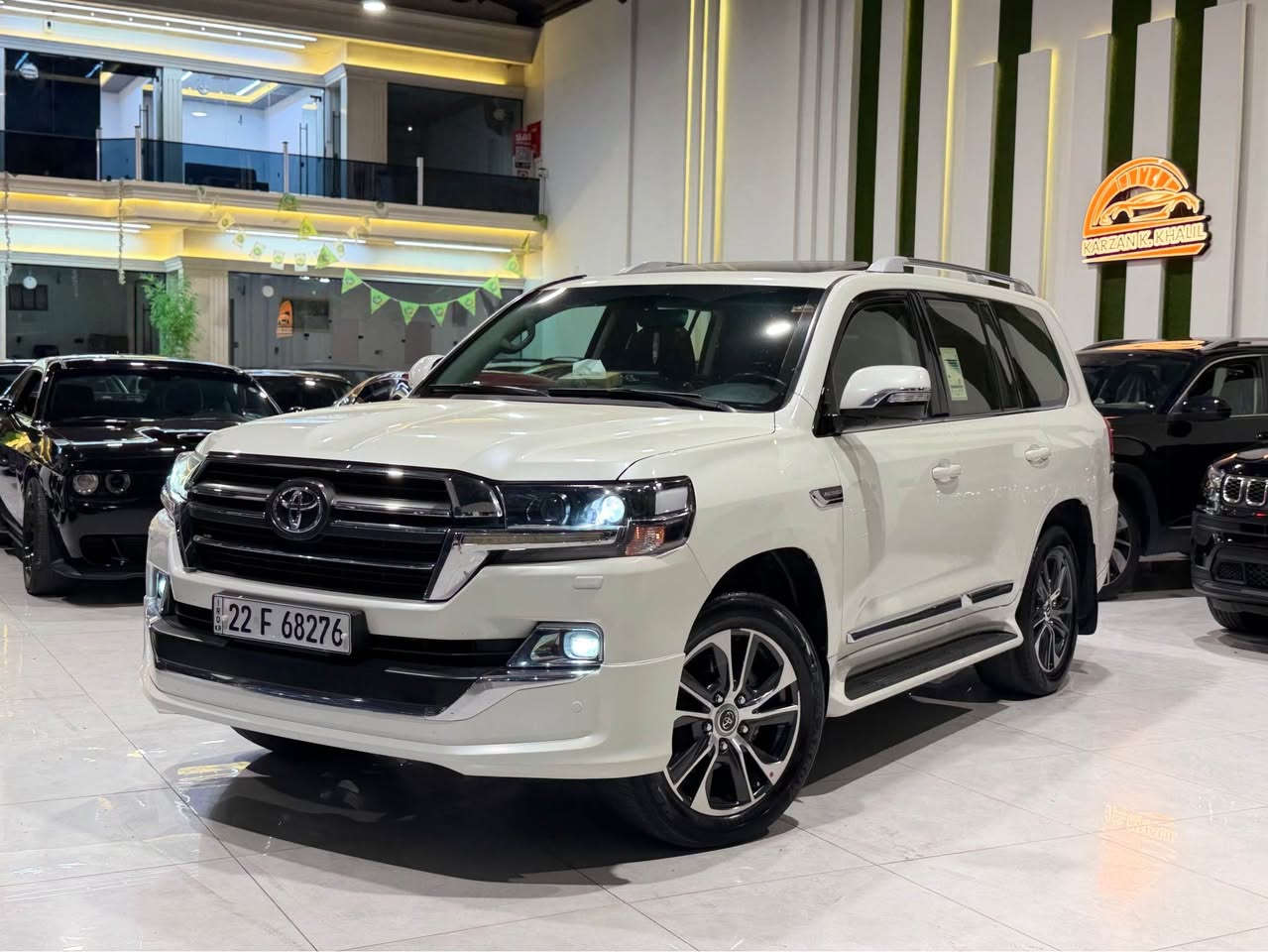 🔥 للبيع | تويوتا لاندكروزر GXR GRAND TOURING 2020 🔥
✨ باب أول بحرينية | فول الفول | حالة وكالة
🚘 موديل: 2020 🇧🇭 وارد بحريني – باب أول         ⚙️ محرك V6 – 6 سلندر
🛣️ الممشى: 64 ألف كم فقط
🛡️ كفالة عامة من الصبغ
💯 حالة السيارة ممتازة جداً وكأنها جديدة
🔥 المواصفات فول لأخير: • دشبول لكزس
• دبل
• ماوس
• كشنات كهرباء
• 3 شاشات
• داخلية قرميدي بقلاوة
• صندوك كهرباء
• مواصفات عالية جداً
📞 ***********
📱 متواجد على جميع البرامج بغداد, العراق
