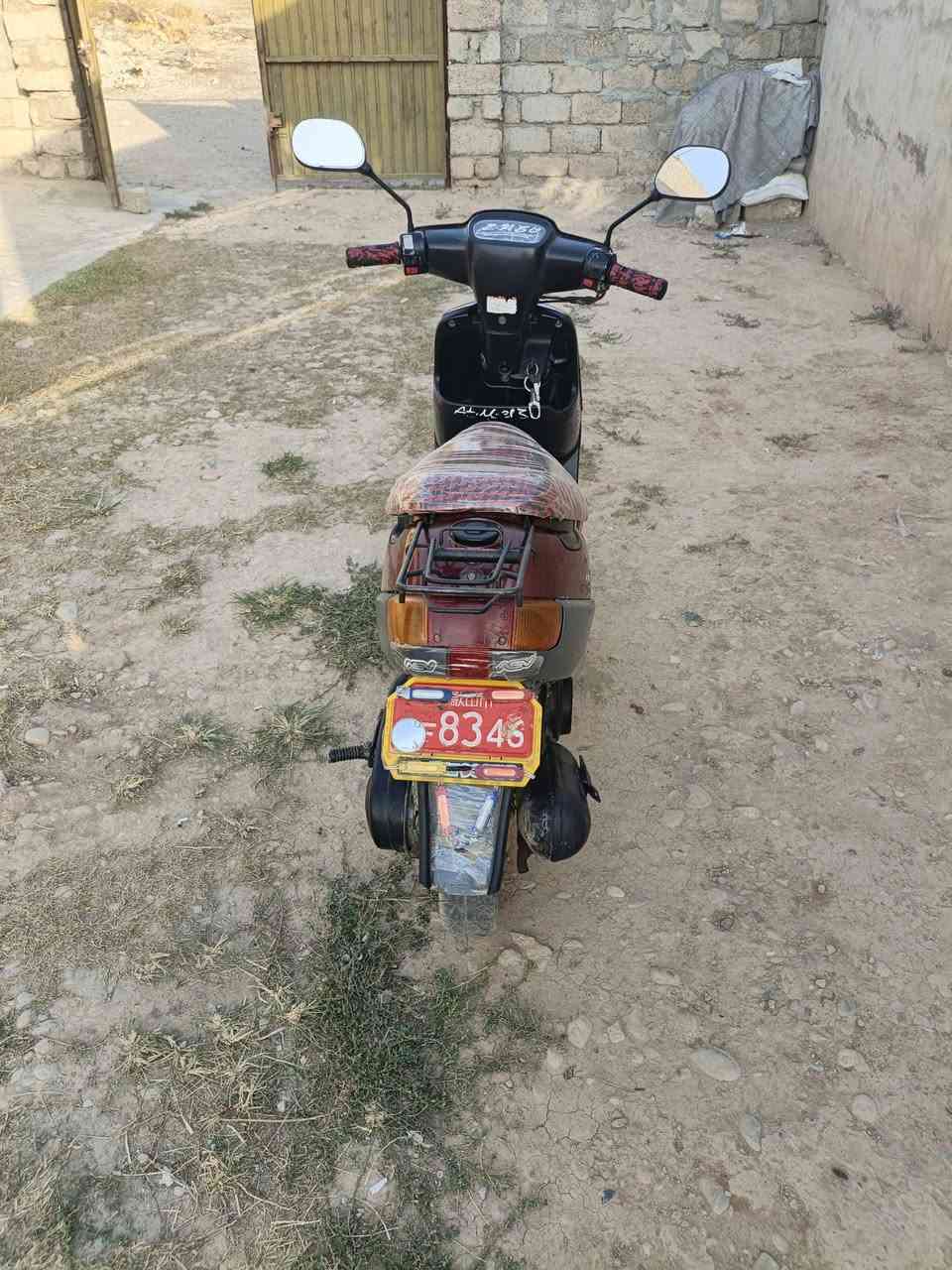 ماطور بوتين دبل حديث المحرك شرط والشاصي  بس غبق هندر السعر 450 وبي مجال قليل ***********
