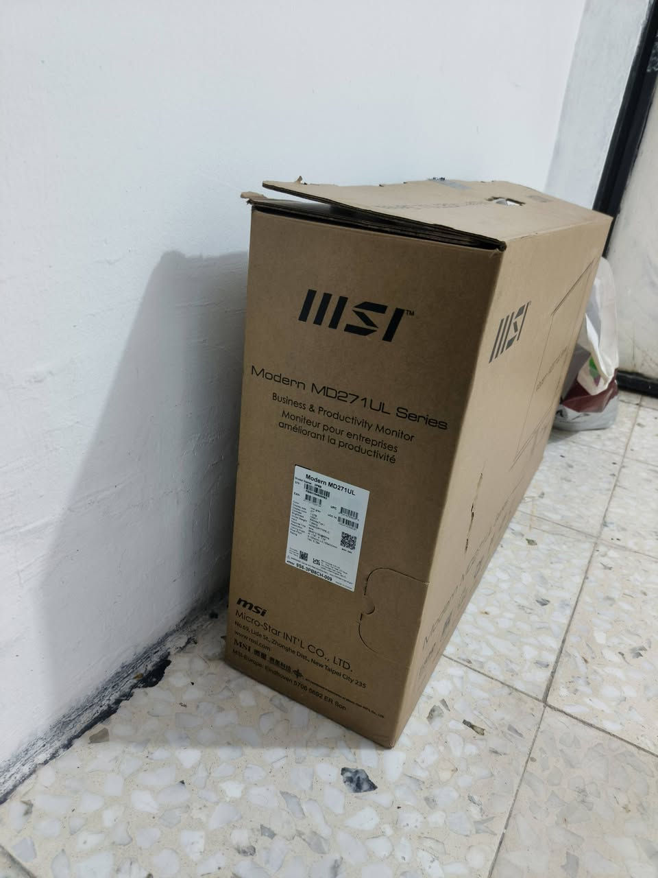 شاشه MSI 4K 60Hz IPS
شاشه راقيه بيهه هواي مواصفات
قبل 17 يوم ماخذهه جديده
صارت عليه 435 الف
السعر 300 قفل سكني بغداد
*********** بي وتساب
