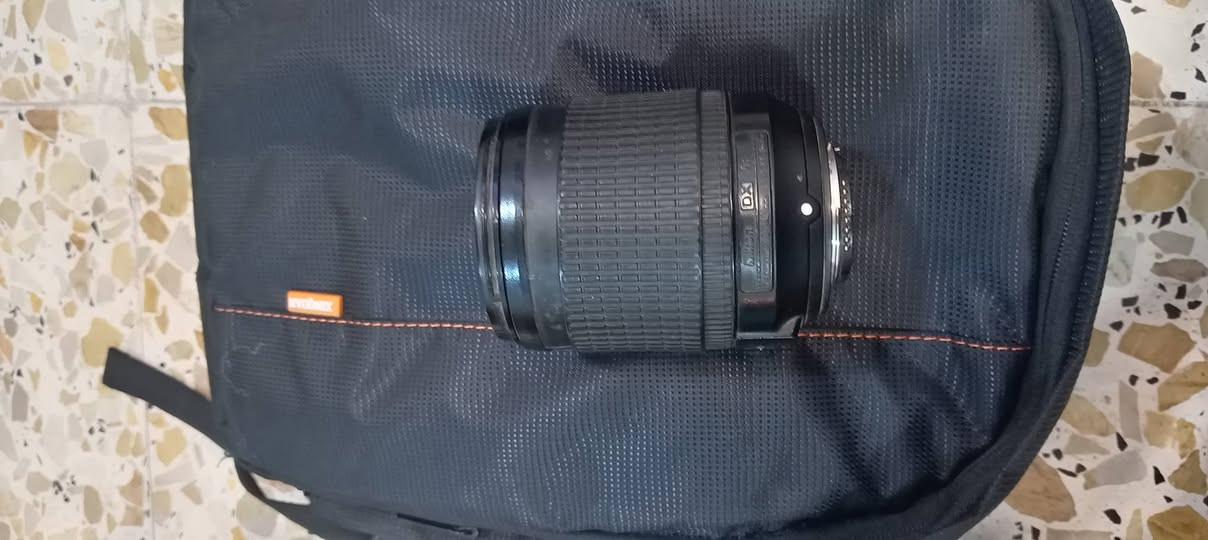 جنطه جديدة لو مثل بالصوره
عدسه نيكون ١٤٠.١٨ vr
سعر ١٢٥ الف
توصيل ***********
