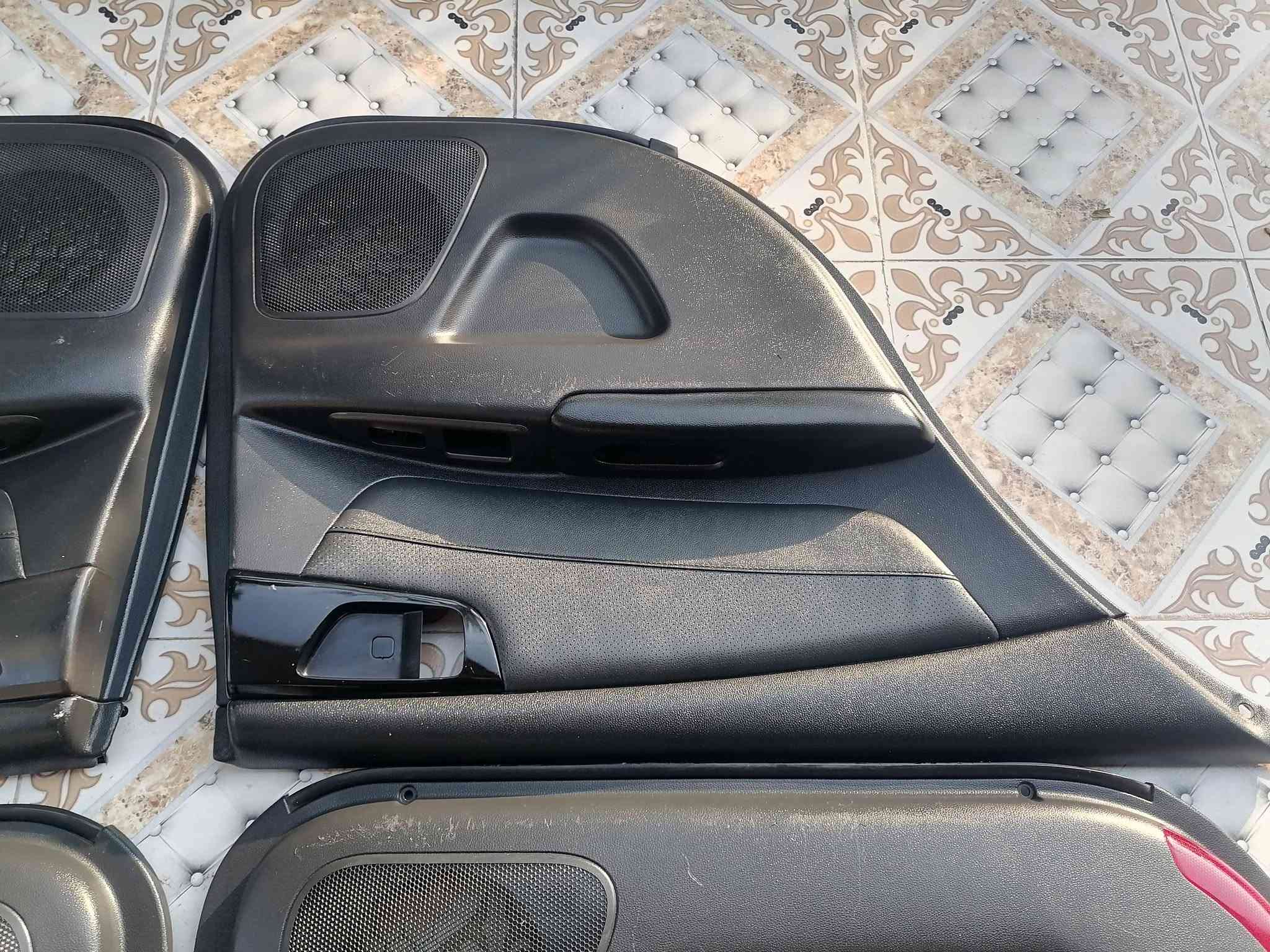 تخم بطاين ابواب كيا اوبتما يرهم خليجي امريكي
شرط زيرو مابيهن لاكسر ولا تصليح حاويه
السعر 120 الف 

تحكم بورد تبريد موديل 9 و 10  مال فول حاويه شرط الشغل سعر القطعه 70 الف بدون إطار
