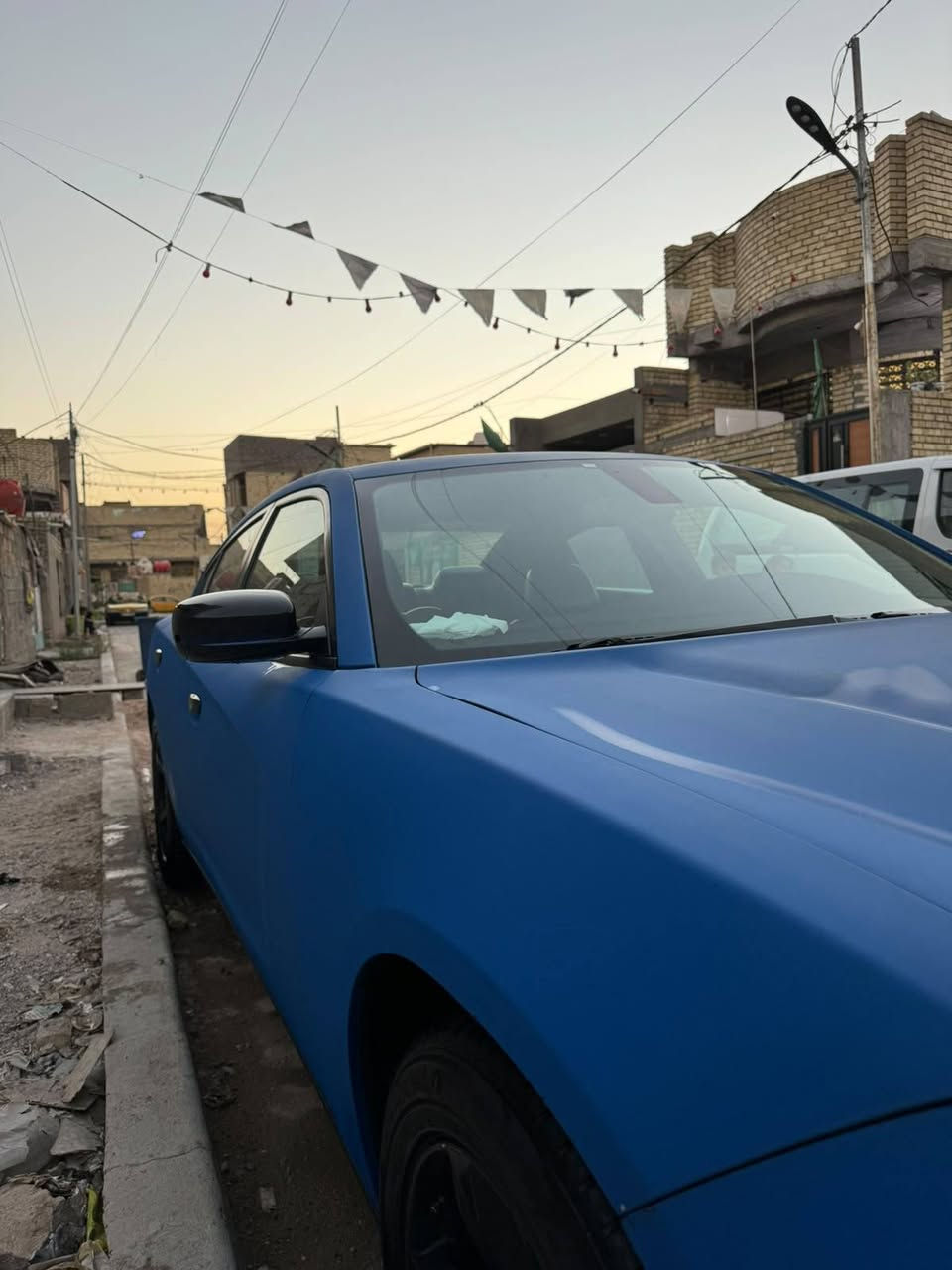 السلام عليكم
جارجر موديل 2020لون السيارة ازرق  فولsxt موصفات 1/1
فتحه سقف كشنات جلد تدفئه تبريد ستيرن تدفئه خزن ميموري سيارة حادثها قطعه واحده فقط( بنيد)لا لغد ولا شواصي  مكفولة كفالة عامه وين ميعجبك افحص 
 سيارة مغلفه فابلون بلون السيارة حفظاً عليها وليس bdf سيارة مكينه گير تبريد صدر امام خلف تخم تاير كُله كفاله 
مكان السيارة :الطالبيه قرب مستشفى مارينا
رقم:***********
الخاص مغلق السعر 215 وبيها مجال
