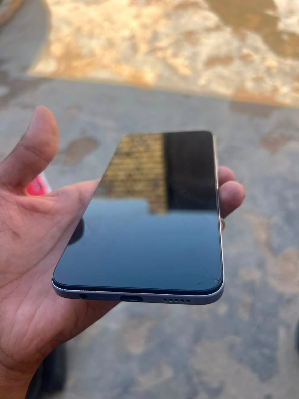 سلام عليكم
جهاز للبيع هونر اكس ٦ ذاكره ١٢٨ جهاز مكفول. ما مفتوح.  كلشي مابيه سعر ٨٥ الف.  وبي مجال ***********
