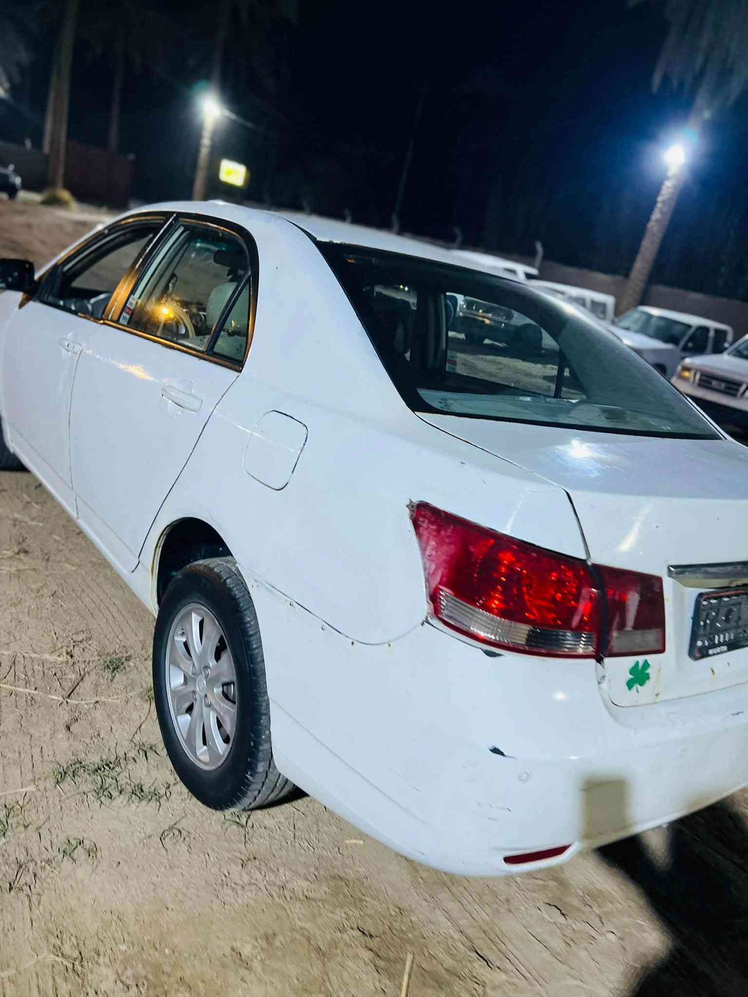 السلام عليكم اخواني الاعزاء للبيع فقط BYD مديل 2014 مزاد وزارة الداخليه كتاب المزاد بسمي ترقيم مجاني ع دوله السياره مكينه وكير كفاله 
ومكفوله من الصبغ والضربه والخياس السياره ماشيه 126 حقيقي حلوه وبلاديه المكان كربلاء السعر 38$ وبيه مجال بسيط للشراي 
رقم الهاتف ‭***********‬
واتس اب - اتصال ☎️
