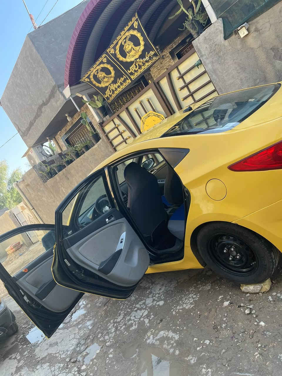 سياره اسكنت موديل 13لبيع وارد امريكي سياره بسمي تحويل ثانيه يوم مشروع وطنيه السعر 83وبيه مجال الرقم ***********مكاني حله
