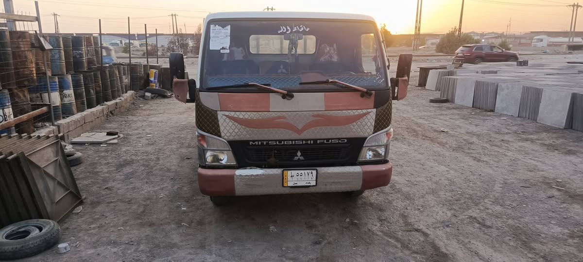بسم الله الرحمن الرحيم
السلام عليكم 
گنتر للبيع موديل ٢٠١٦محسن خليجي مكفوله كفاله عامه من الضربه والصبغ والكير والمكينه والحداديه كفاله عامه سعرها215 عنواني  بغداد مقابل علوه الرشيد
رقم موبايل ***********
