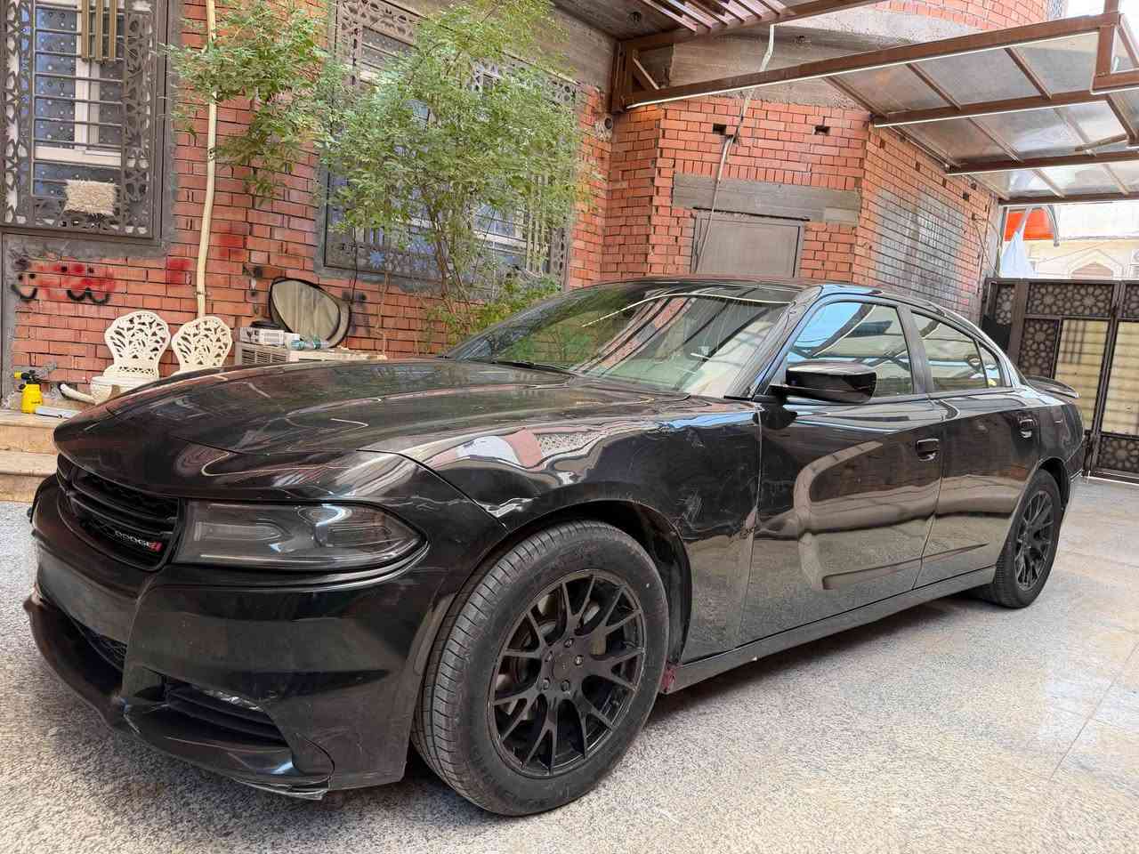 بدون ايرباك ماشيه 124 الف كيلو 
السياره بيها ملاحظات طخات 
حادثها من امريكا فقط بارد بلمدكر الامامي 
السياره بلبصره 
*********** البصرة, العراق
