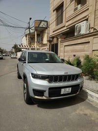 جراند شيروكي ليمتد • ٦ سلندر • ٢٠٢١