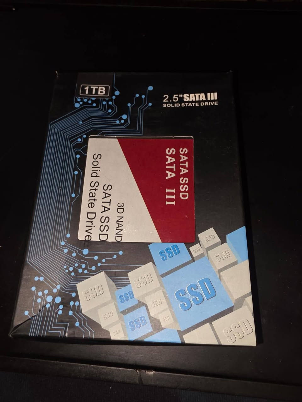 السلام عليكم متوفر 3 هاردات ssd 1T
واتس اب ***********
