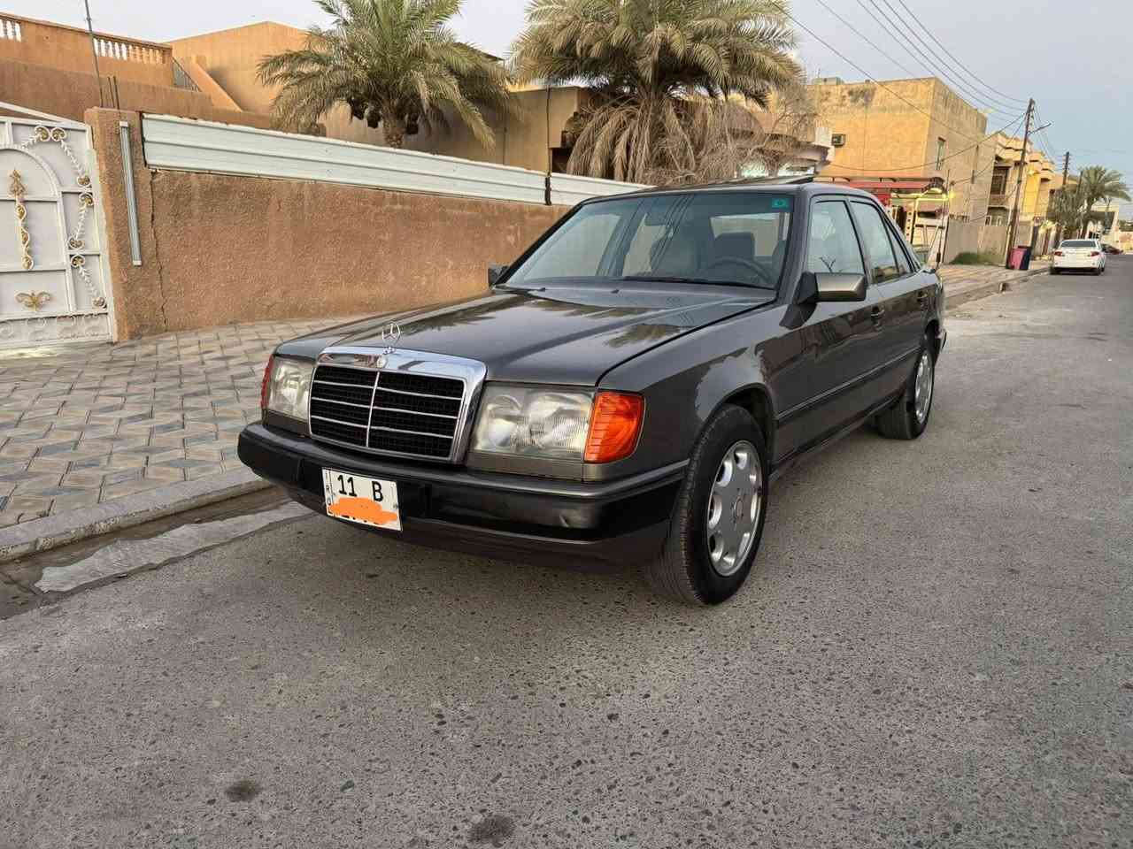مارسيدس دب 1989 حجم 230 السعر 62 للأستفسار الاتصال *********** مكان السيارة صلاح الدين تكريت
